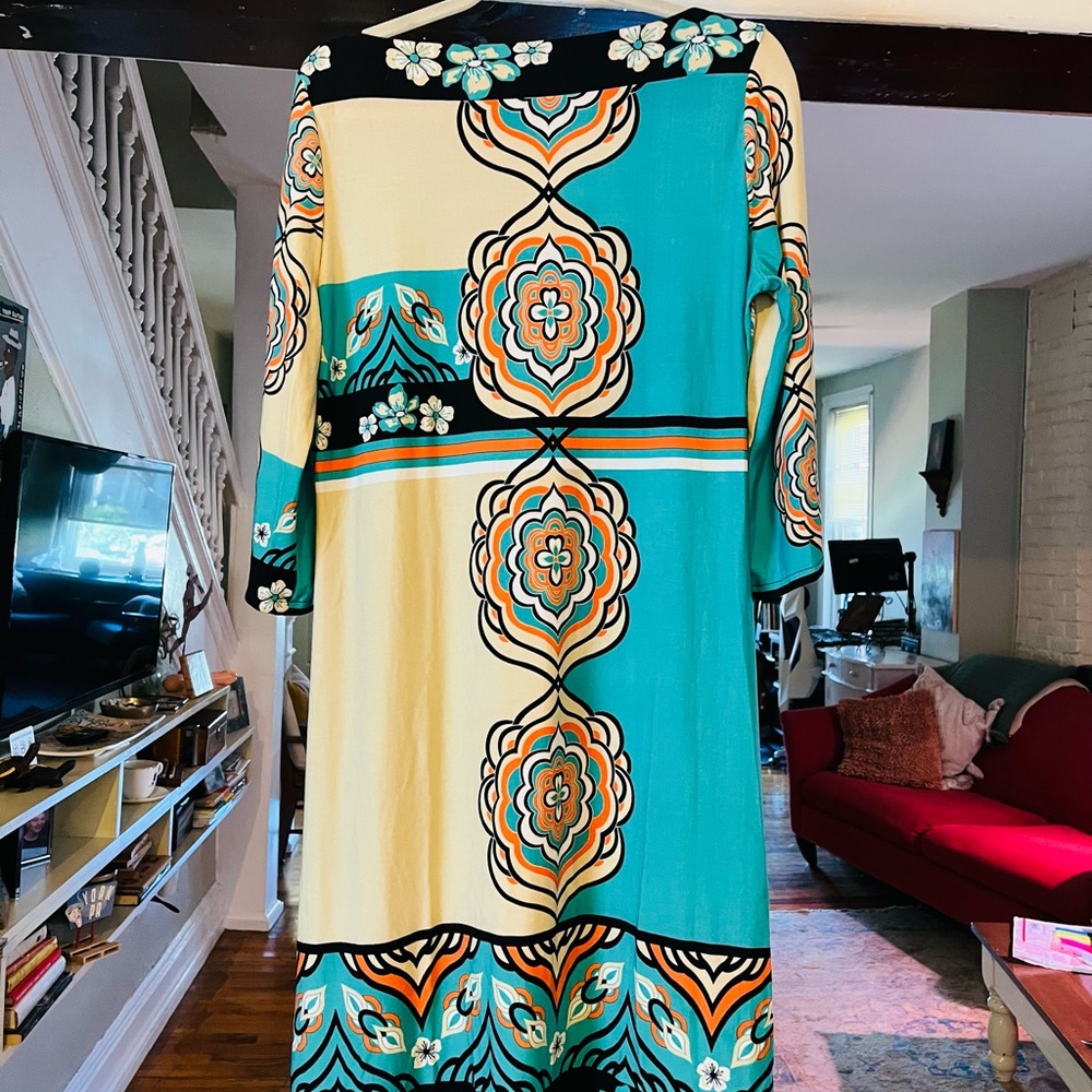 FOREVER Geometric Floral Dress in Teal and Cream
